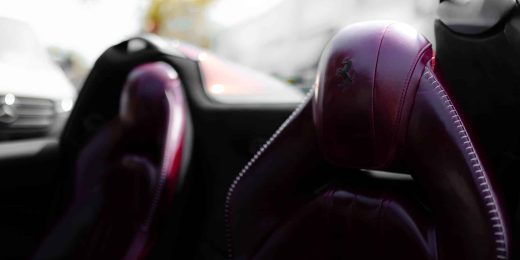 Sellerie automobile sur mesure pour véhicules premium à Fréjus