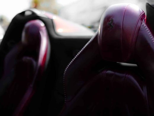 Le traitement esthétique réservé aux voitures de prestige.
